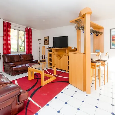 Les Hauts De Paris Daire *